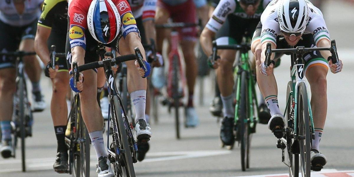 Fabio Jakobsen (izq.) y Sam Bennett, en final cerrado en la cuarta etapa de la Vuelta a España.