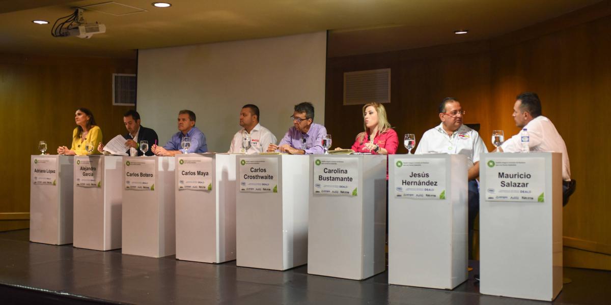 Los ocho candidatos a la Alcaldía de Pereira participaron en el debate organizado por VNG, acerca de gestión de residuos sólidos.
