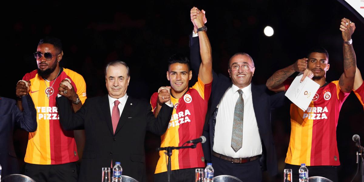 Presentación de Radamel Falcao García en el Galatasaray.