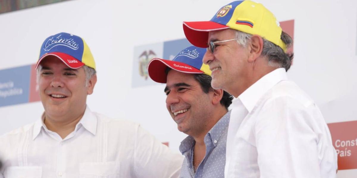 El presidente Iván Duque, el alcalde de Barranquilla, Alejandro Char y el gobernador  del Atlántico Eduardo Verano, durante el taller de Construyendo Ciudad.