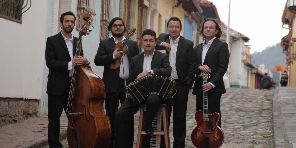 El Quinteto Leopoldo Federico es liderado por Giovanni Parra (en el centro, con el bandoneón). Es un grupo de bogotanos que hacen tango y música andina con nuevos sonidos.