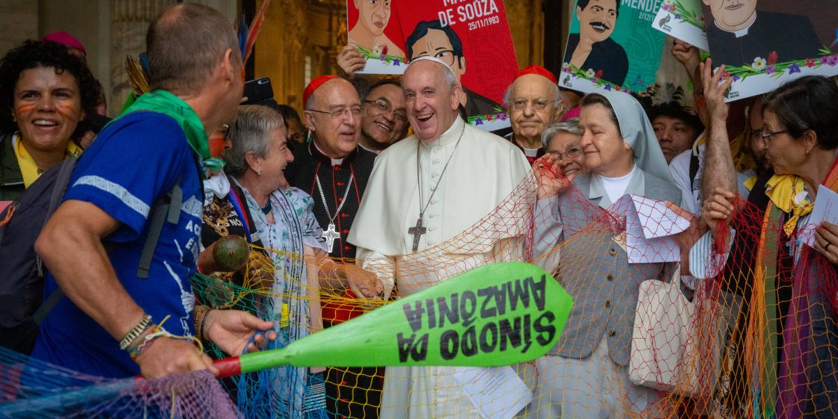 La religiosa santandereana Alba Cediel participa en el Sínodo Amazónico que se celebra por estos días en el Vaticano.
