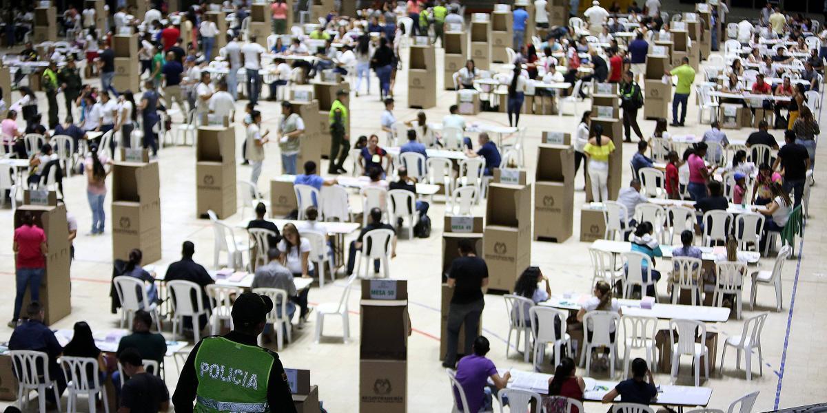 Así se ve el puesto de votación del Coliseo del Pueblo en Cali, Valle del Cauca.