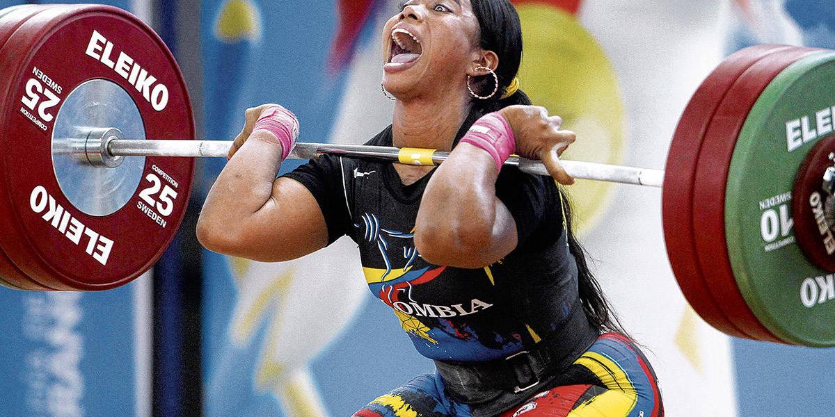 Leidy Solís, medallista de oro en levantamiento de pesas.