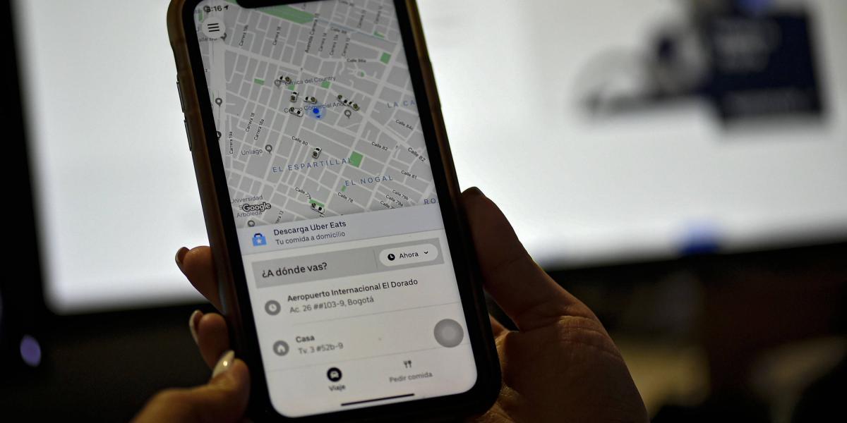 Uber cuenta con 88.000 socios inscritos a la plataforma, quienes quedan con la incertidumbre de cuál será el futuro de la empresa.