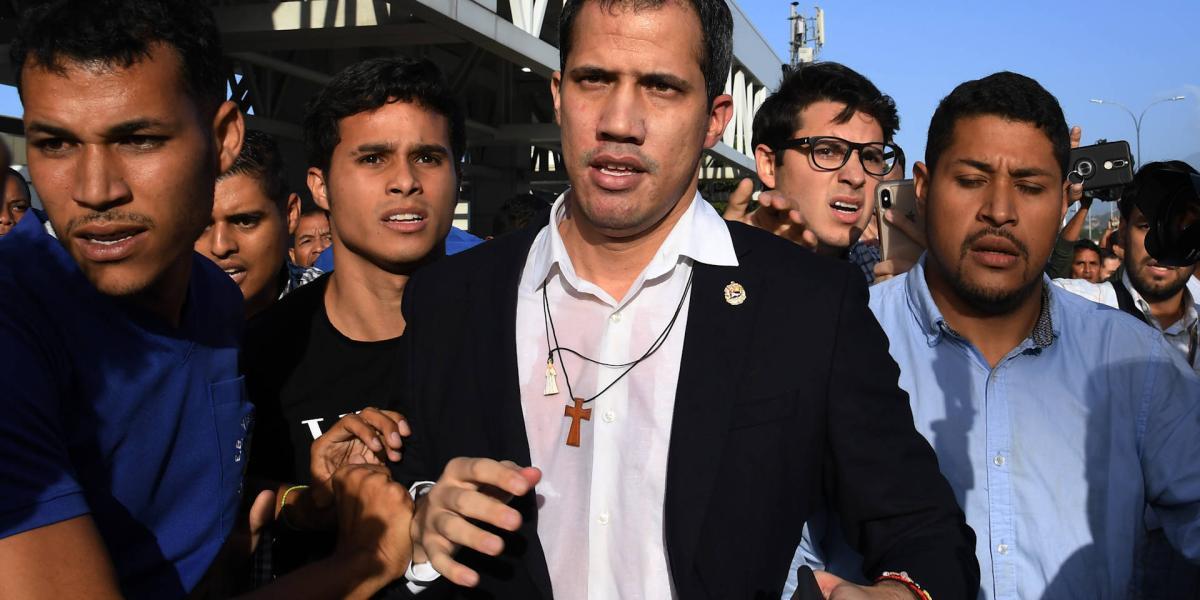 Juan Guaidó regresa a Venezuela.