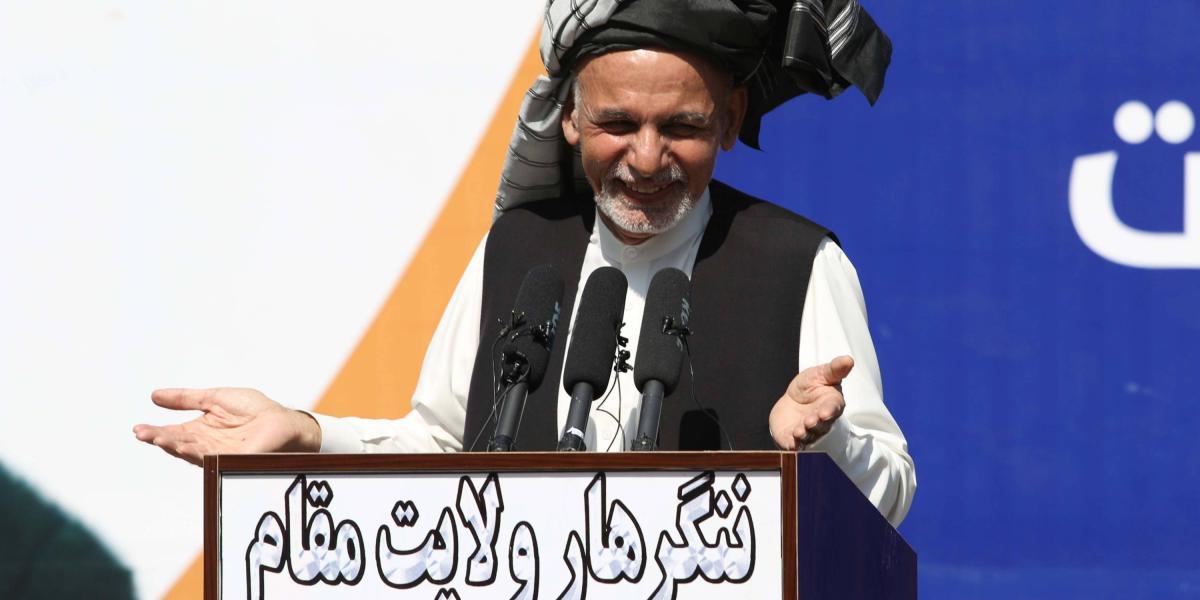 El presidente afgano, Ashraf Ghani, afirmó que no había prometido la liberación de presos talibanes.