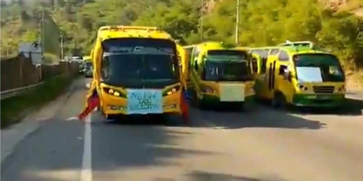 Protesta de buses en Bucaramanga