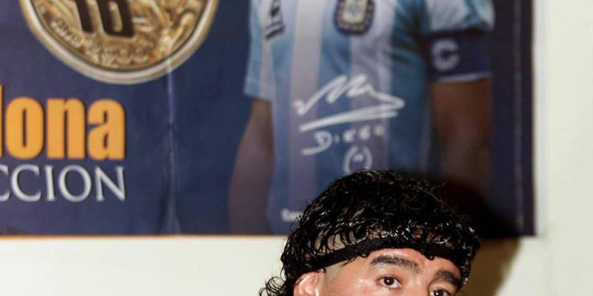 Diego Maradona, actual técnico de Gimnasia.