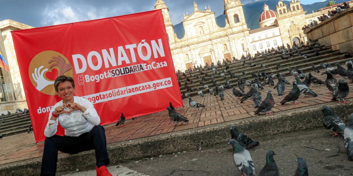 Claudia López organizó la donatón Bogotá Solidaria en Casa.