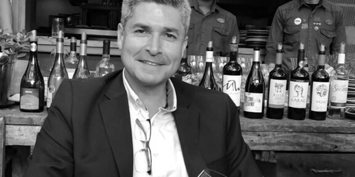 Víctor Manuel Vargas Silva es editor jefe de la edición del Domingo de EL TIEMPO y escribe, por placer, sobre vinos y destilados desde varios años.