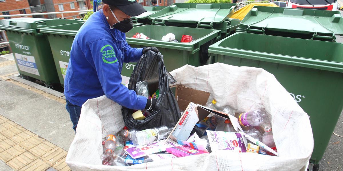 En Medellín hay alrededor de 4.700 recicladores y 18 empresas prestadoras del servicio, autorizadas