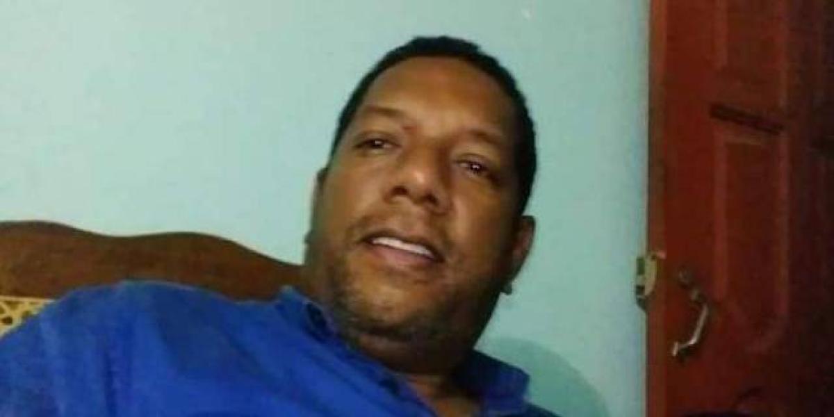 Fabián Palacio Pulido, de 48 años, auxiliar de enfermería del Hospital Cari Mental de Barranquilla, murió por coronavirus.