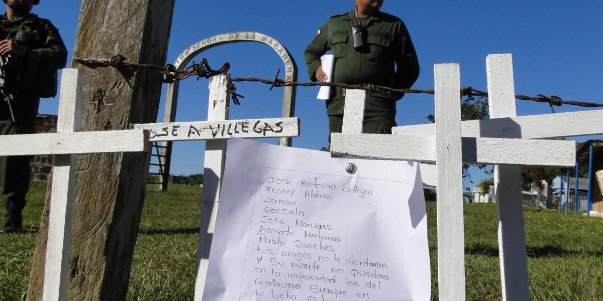 Los cementerios de los Llanos han sido sitios de encuentro para las familias que llegan buscando respuestas sobre sus familiares desaparecidos.
