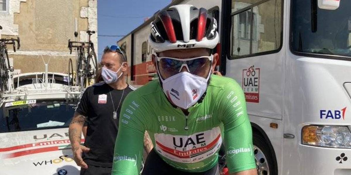 Fernando Gaviria con la camiseta verde en la Vuelta a Burgos.