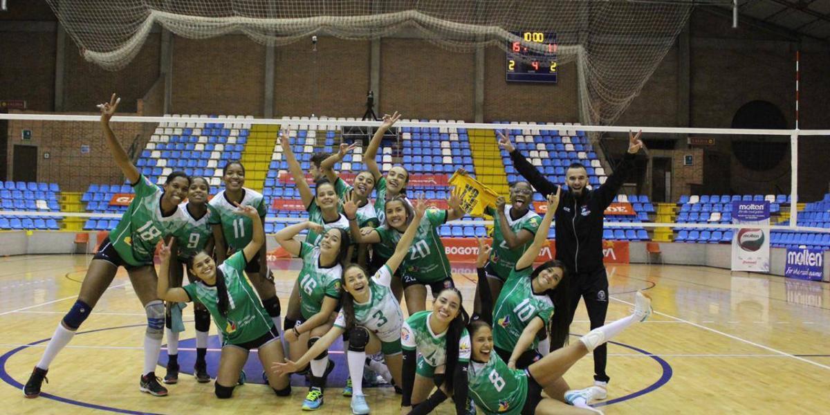 voleibol femenino de 8vo grado