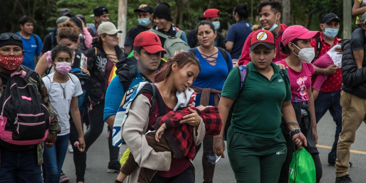 Migrantes se concentran en norte de Honduras para salir este