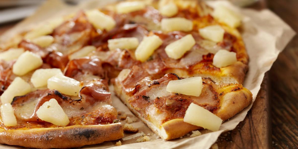 La pizza hawaiana es una de las más populares en Colombia.
