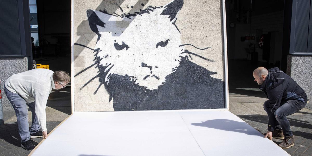 'White House Rat', obra del artista Banksy. El mural mide 3 por 3,5 metros.