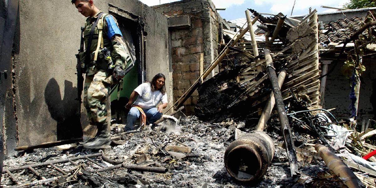 Más de 20 casas quedaron destruidas en Caldono después de la incursión armada de las Farc en julio de 2005.