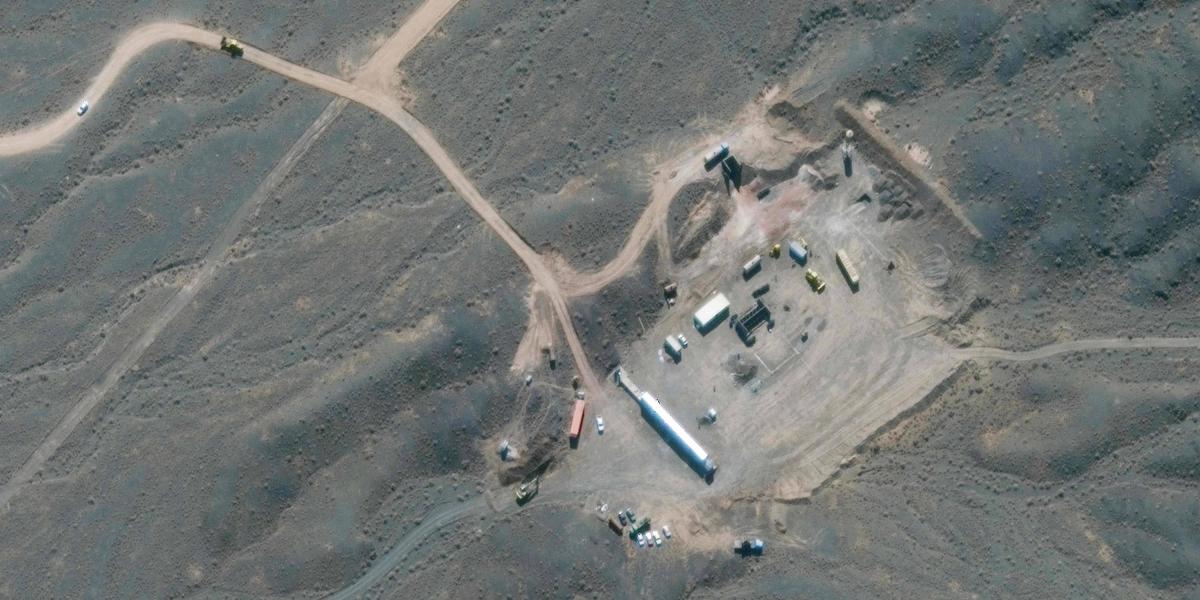 Esta imagen satelital de archivo proporcionada por Maxar Technologies el 28 de enero de 2020 muestra una descripción general de la instalación nuclear de Natanz en Irán, al sur de la capital, Teherán.