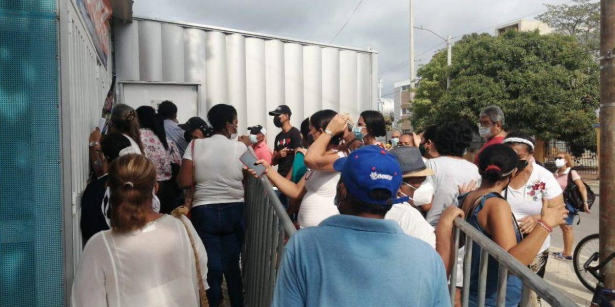 Protestas en Santa Marta por mayores de 60 años de edad que reclamaban la aplicación de la vacuna contra el covid-19
