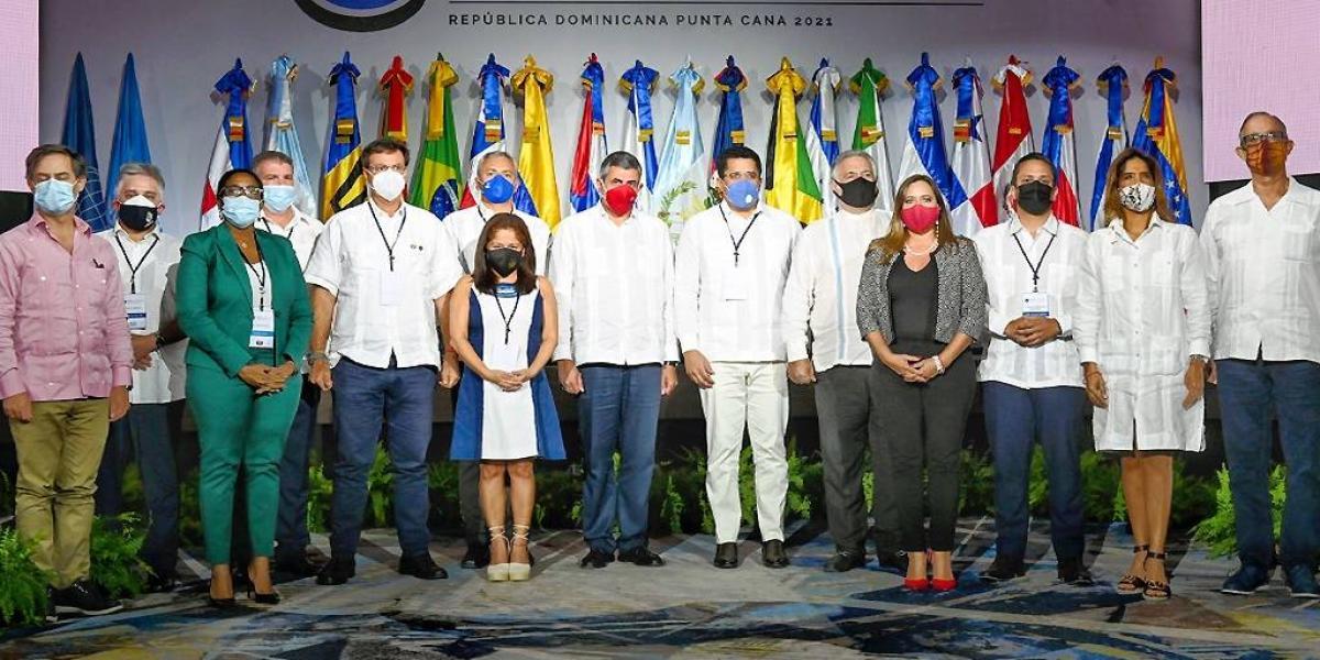 Ministros y viceministros de turismo de 18 países de América Latina firmaron el 7 dem ayo del 2021 la Declaración de Punta Cana, para buscar la reactivación del turismo de la región.