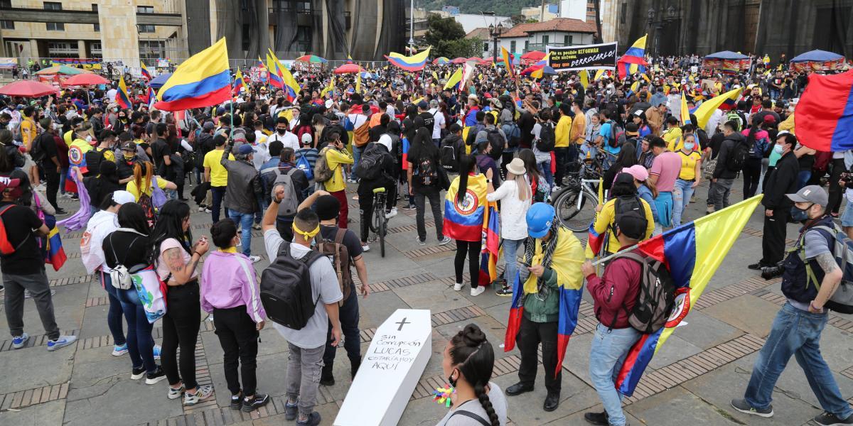 Bogota mayo 12 de 2021.  Paro nacional plaza de bolívar en total calma. Fotos: Milton Diaz El Tiempo