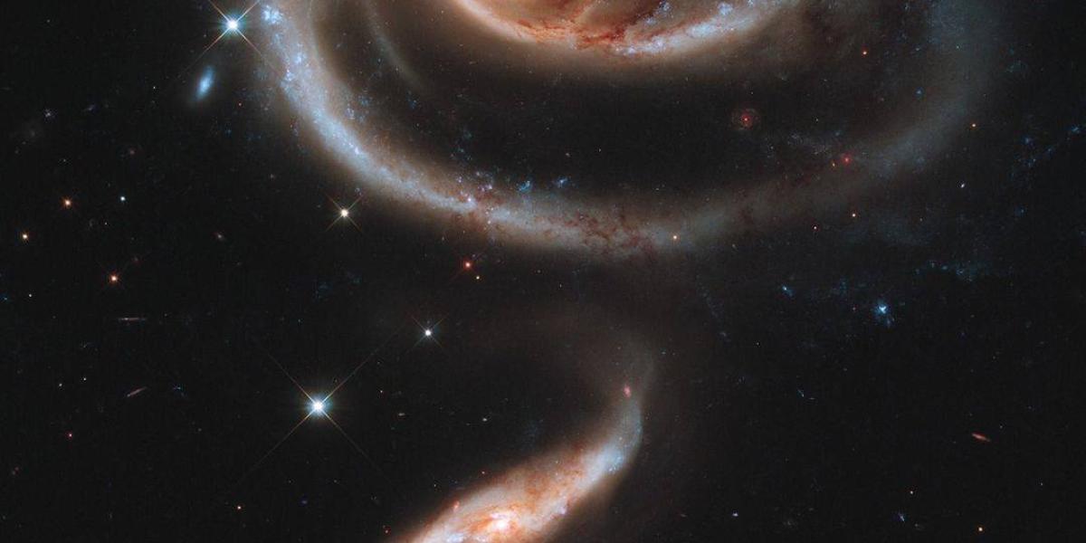 Rosa Cósmica - Telescopio Hubble