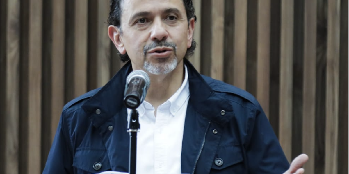 El Alto Comisionado para la Paz, Miguel Ceballos, antes del inicio de la jornada de negociaciones con el Comité Nacional del Paro.