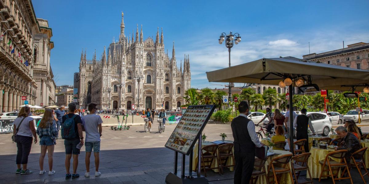 Milán ya abrió bares y terrazas.