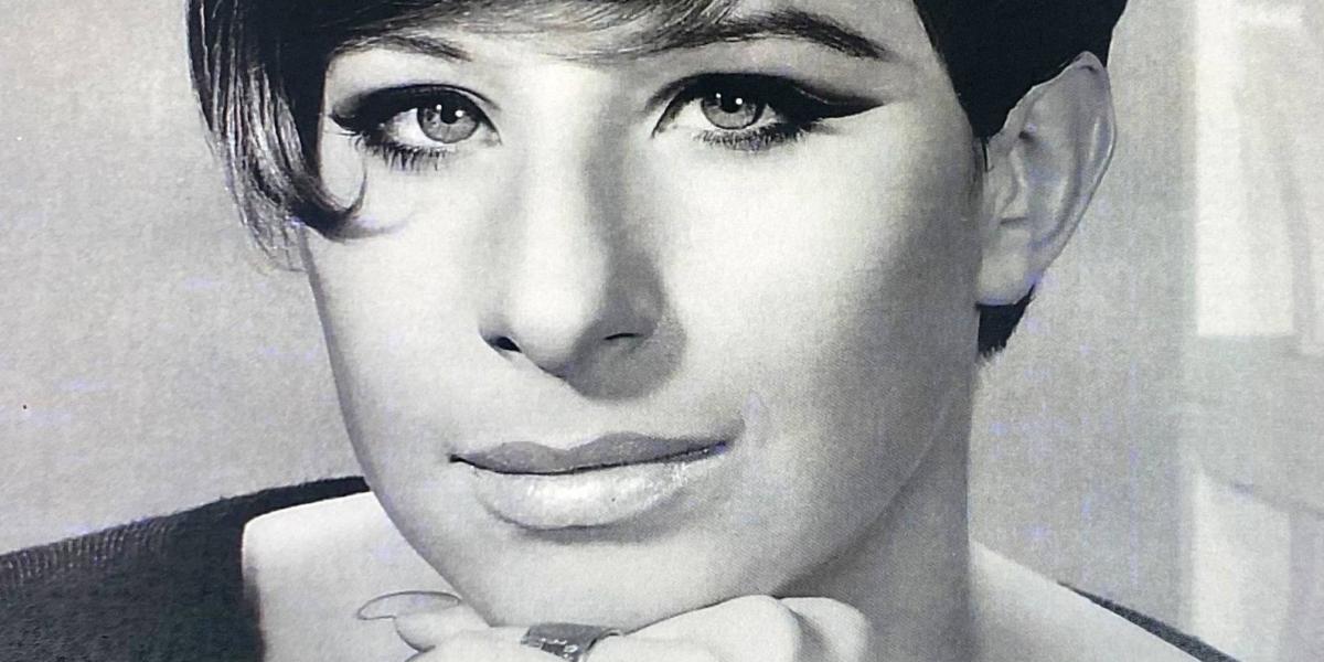 Barbra Streisand, en imagen cedida por la Universidad Internacional de Florida (FIU), en cuyo Museo Judío se hará una exposición, 'Hello Georgeous', dedicada a esta estrella.