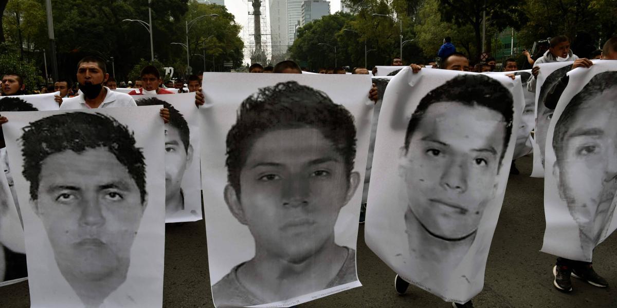 En septiembre 26 de 2020 hubo protestas en Ciudad de México por los seis años de la desaparición de 43 estudiantes.