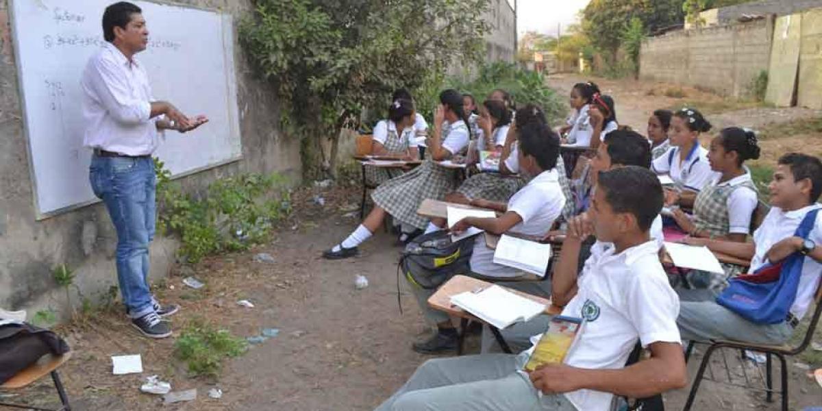 En el Magdalena, muchos colegios se encuentran en malas condiciones y no brindan garantías mínimas a estudiantes y profesores.