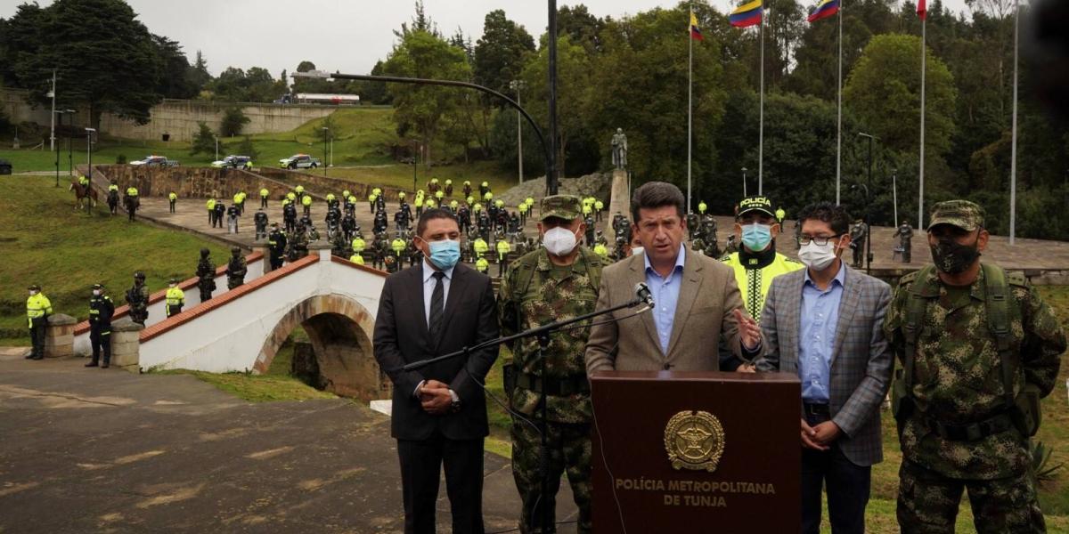 El ministro de la Defensa, Diego Molano, anunció las medidas de seguridad.