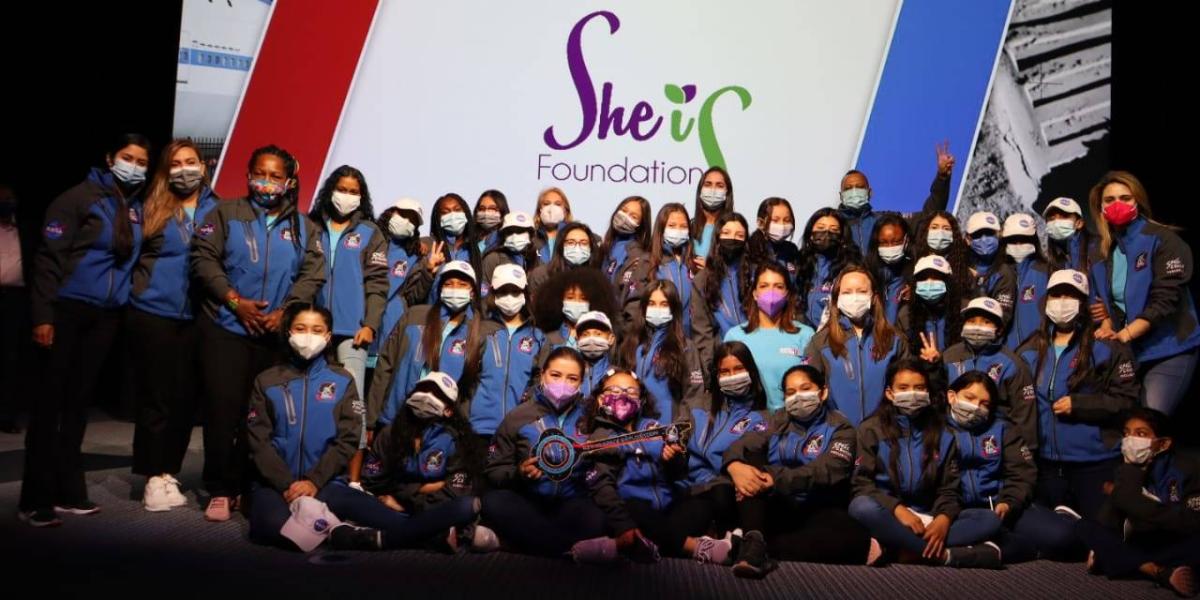 Ya llegaron las 31 niñas colombianas que hacen parte de la primera misión colombiana a la Nasa. Estas menores de edad visitarán el principal centro espacial del mundo ubicado en Houston (Estados Unidos).