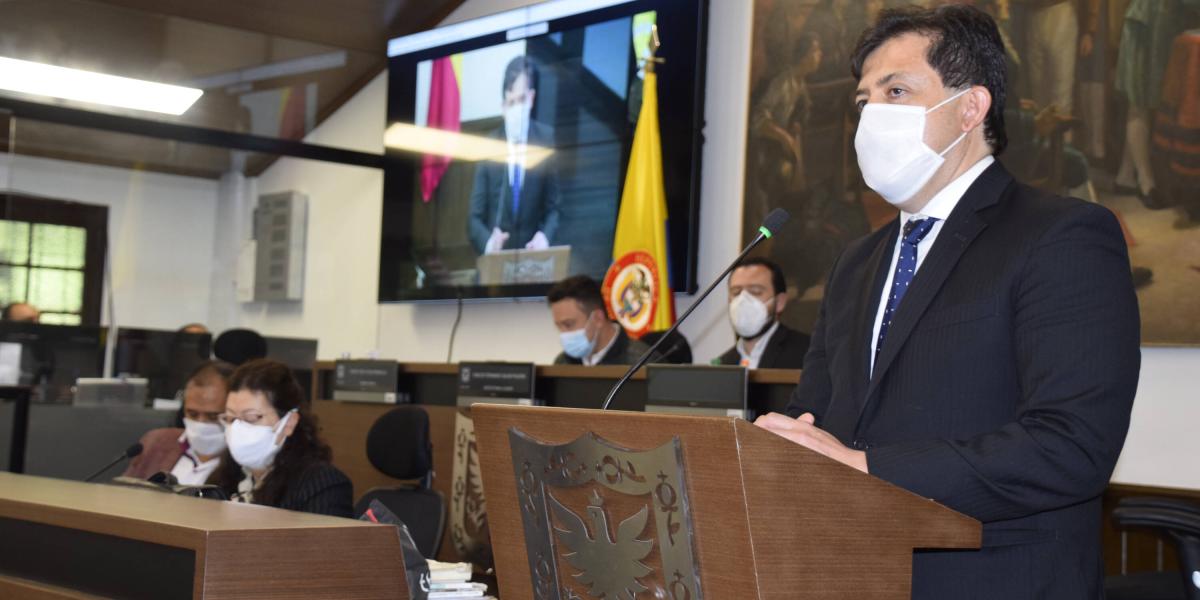 El actual contralor de Bogotá, Andrés Castro, se posesionó el 18 de noviembre de 2020.