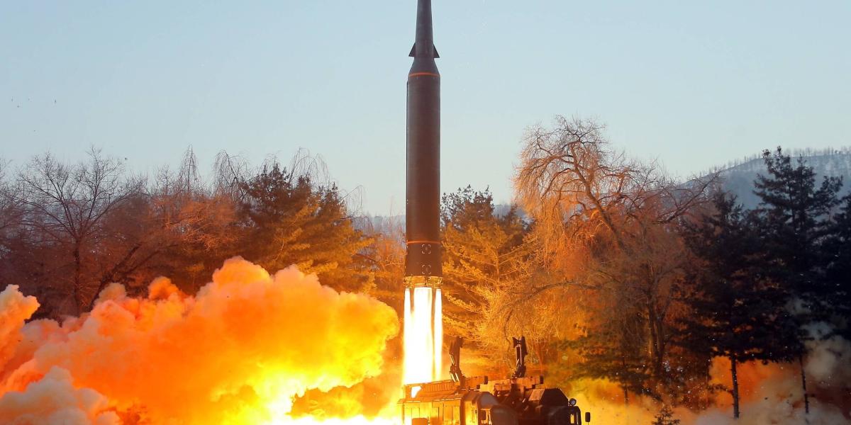 Esta es la imagen que circuló en Corea del Norte sobre el nuevo misil hipersónico.