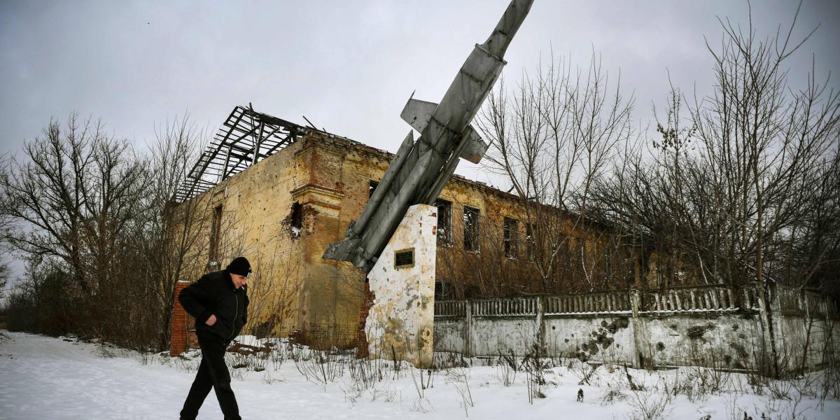 Antigua instalación militar en el pueblo de Vesyoloye, en el este de Ucrania.