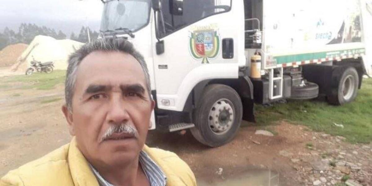 Hildebrando Rivera Gantiva tenía 60 años y desde el 2020 conducía un camión de basura de la empresa de aseo Ecosiecha.