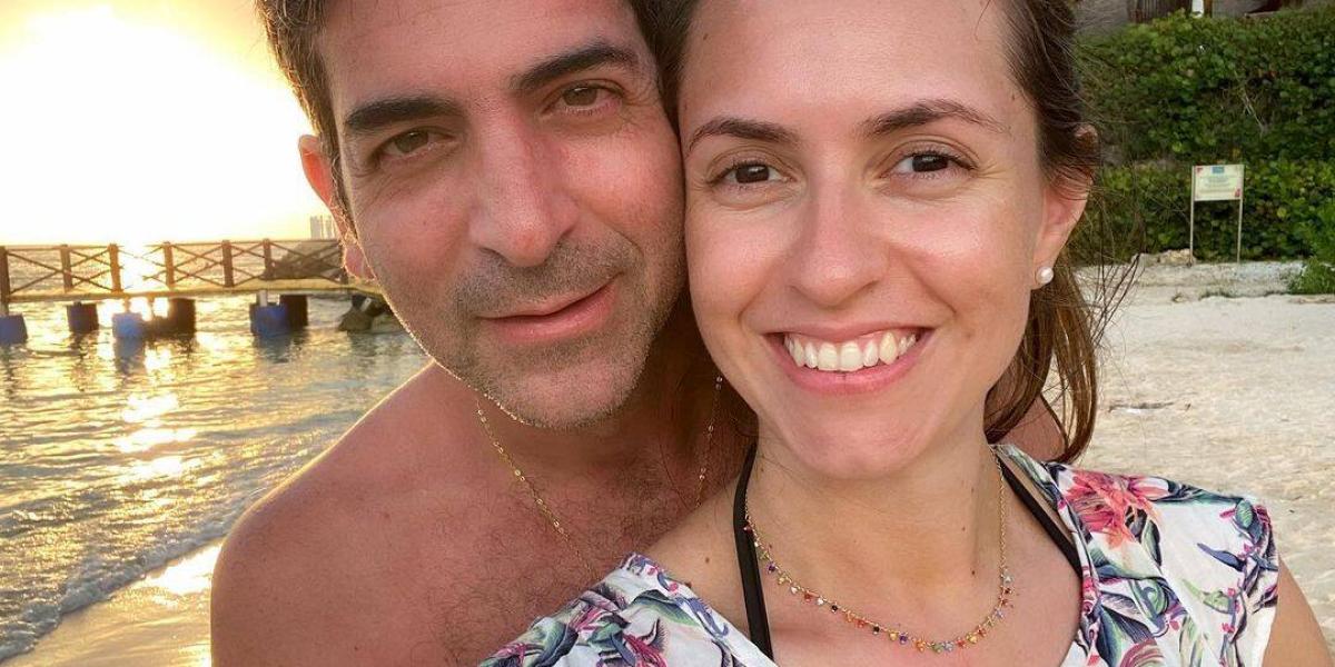 Pecci estaba casado con la periodista paraguaya Claudia Aguilera.