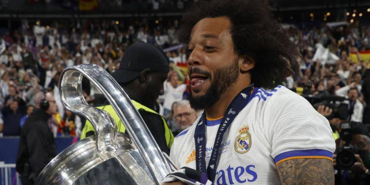 El brasileño Marcelo celebra el nuevo título del Real Madrid en la Liga de Campeones.