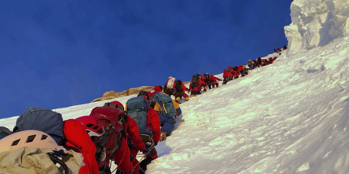 El pasado 22 de julio 145 montañeros hollaron la cima del K2.
