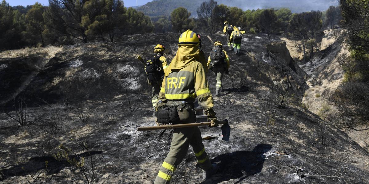 Miembros de las brigadas de refuerzo españoles contra incendios forestales.