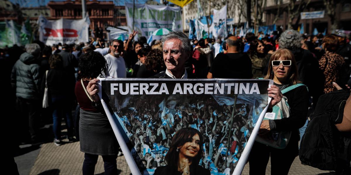 Protestas a favor de Cristina Fernández.