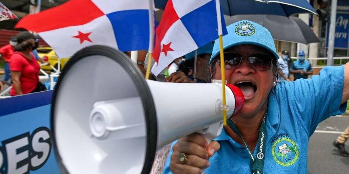 BBC Mundo: Manifestante en Panamá, julio de 2022.