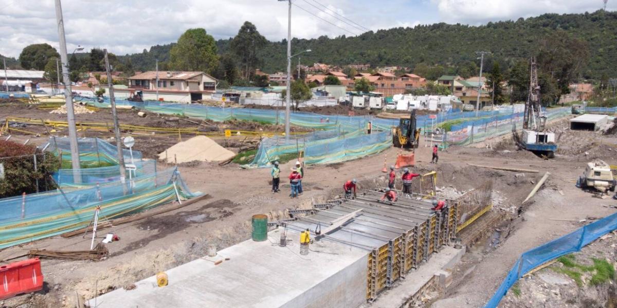 Con más de 200 trabajadores se adelantan las obras de la Boyacá al norte de la ciudad.