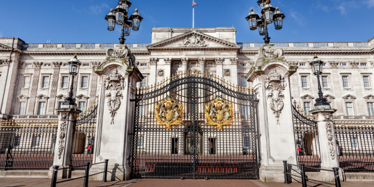 El Palacio de Buckingham es uno de los edificios más emblemáticos del mundo; sin embargo, no todo es color de rosa.