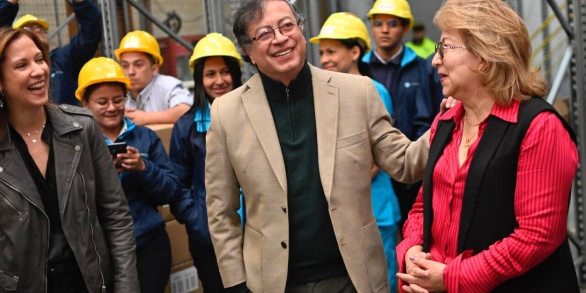 Gustavo Petro: Así Va La Imagen Del Presidente