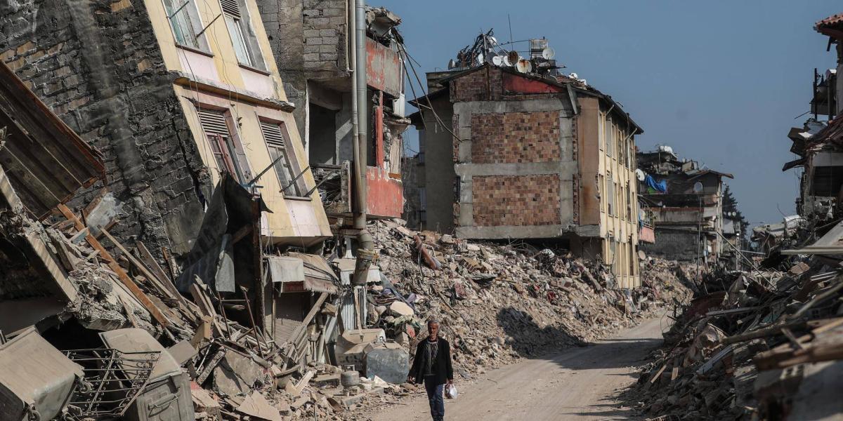 Miles de personas resultaron heridas tras los grandes terremotos en Turquía y Siria.